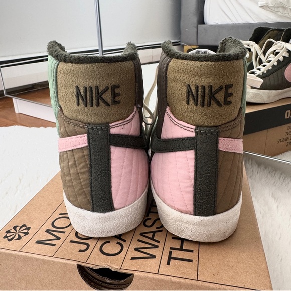 Nike Blazer Mid '77 Premium Toasty in Sequoia, Olive, and Brown Kelp | 8.5 / 7 - Picture 6 of 9